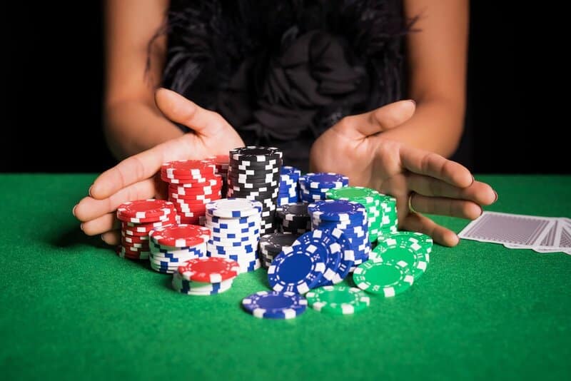 All in trong Poker khi có rất nhiều người
